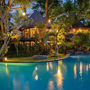 https://green-treehouses.ubudhotelsnow.com